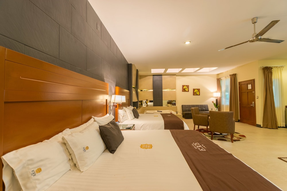 Hotel Ecce Inn 23/32