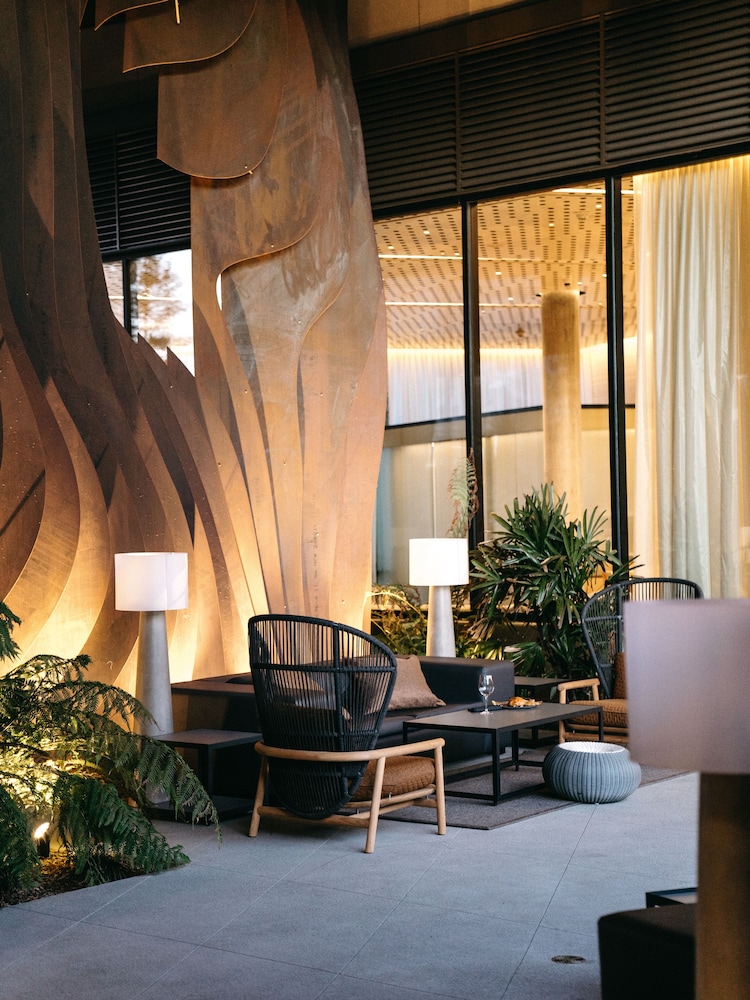 TETRA Hotel, Autograph Collection 31/50