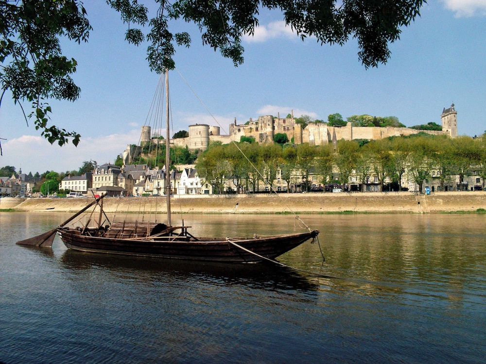 Ibis Budget Tours Nord 73/77