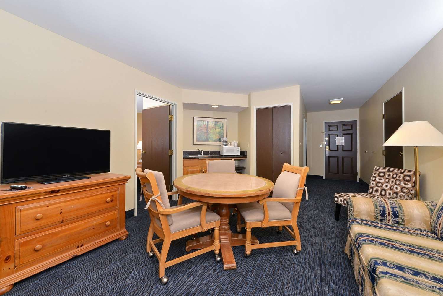 Haven Hotel Shawano WI 19/26