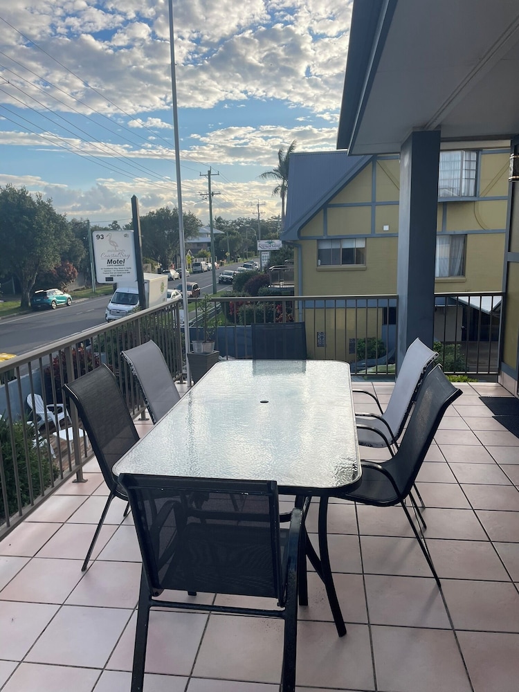 Coastal Bay Motel 32/66