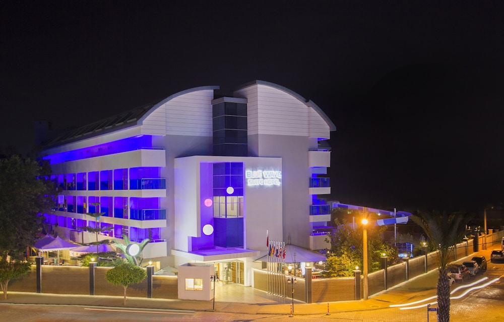 Blue Wave Suite Hotel - All Inclusive 2/49