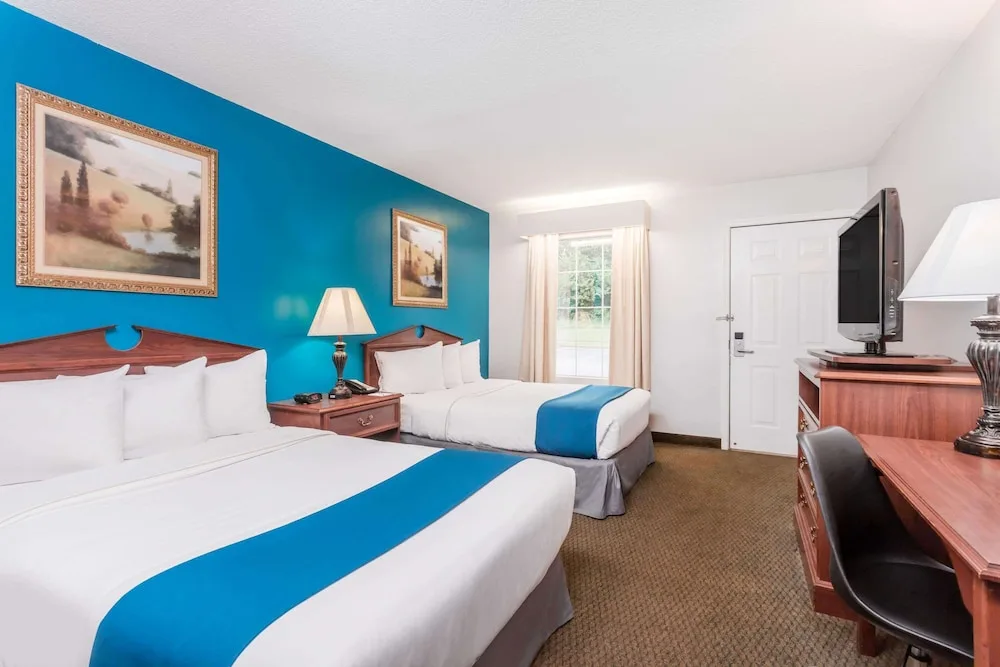 Baymont by Wyndham Duncan/Spartanburg 17/26