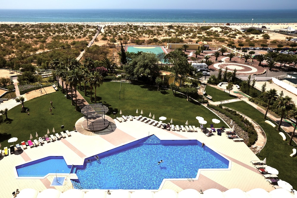 Ozadi Altura Beach Resort 35/68
