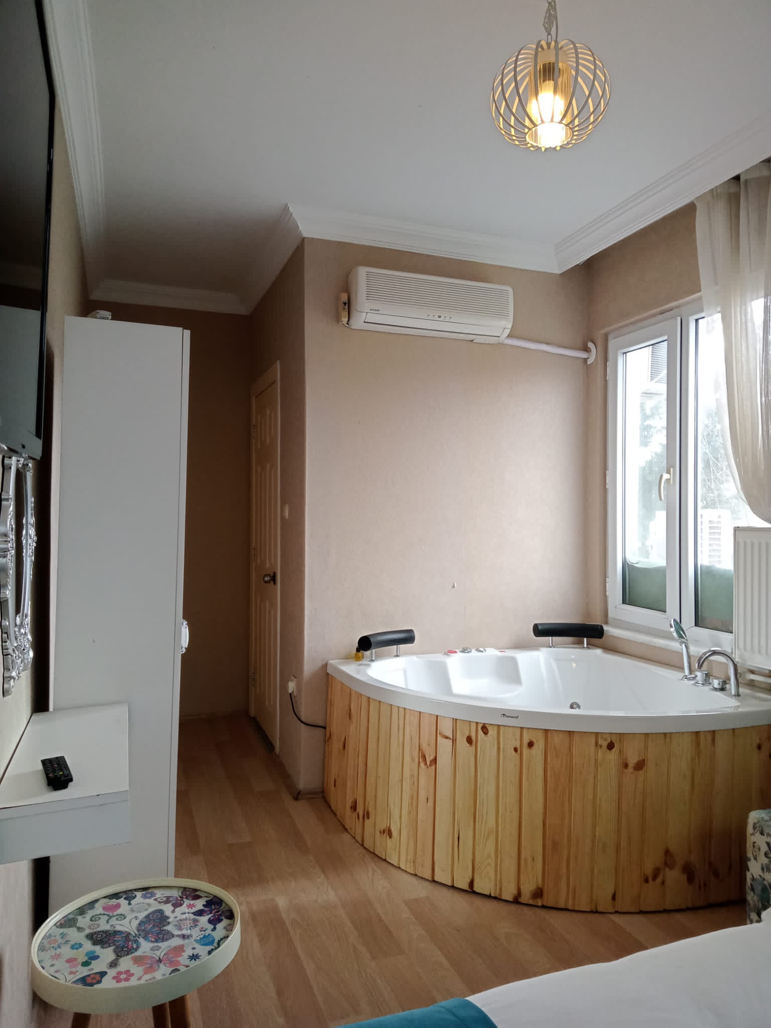 Marina Hotel Agva 1/27