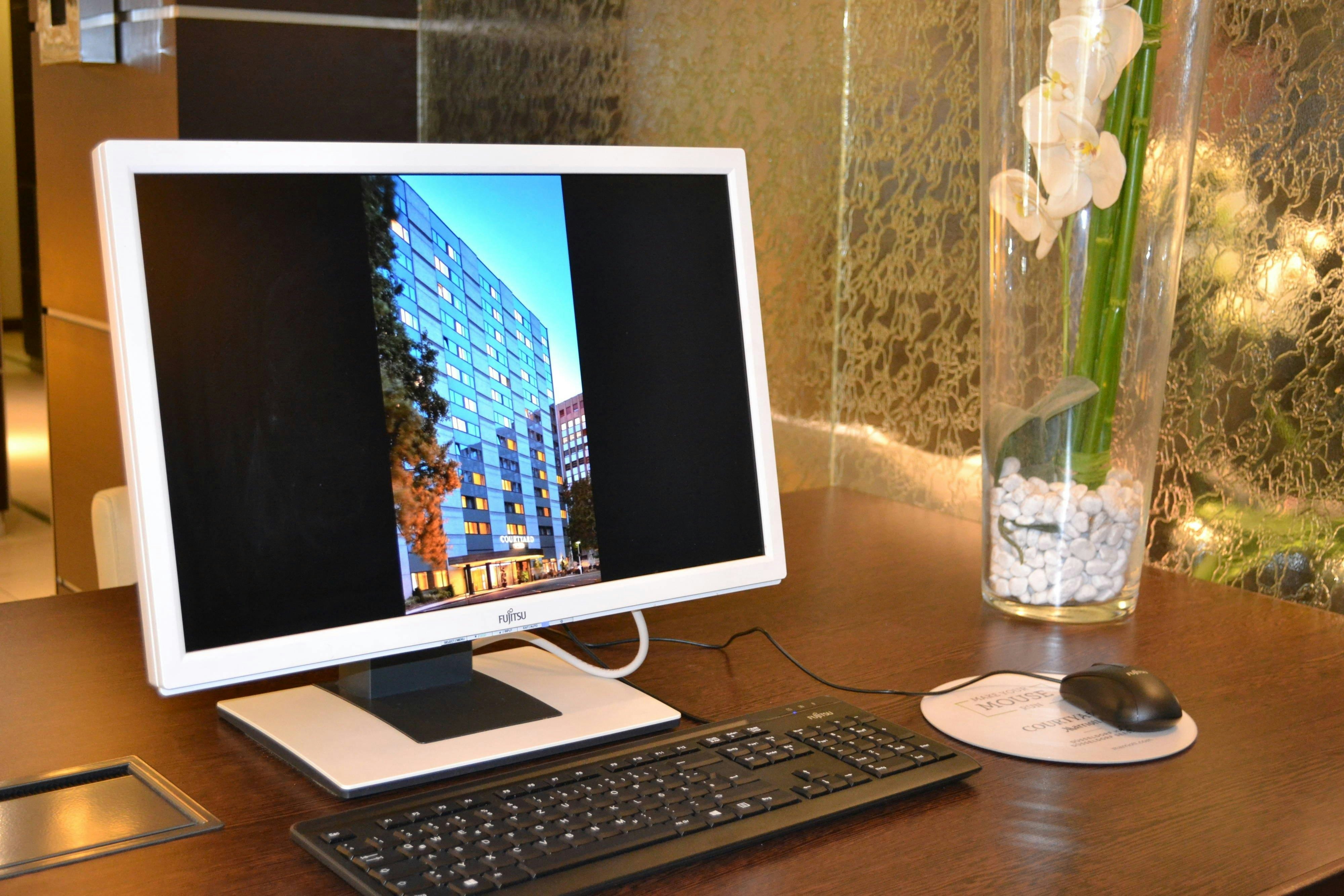 Courtyard By Marriott Seestern 39/43