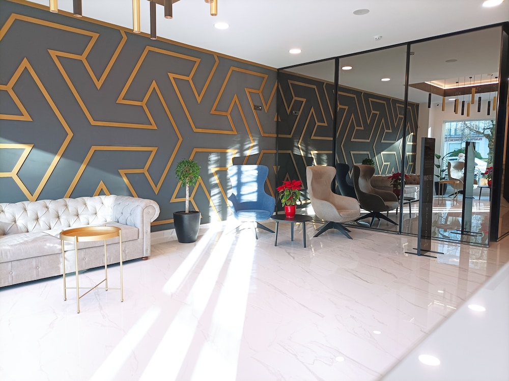Hotel Lux Melide 44/62