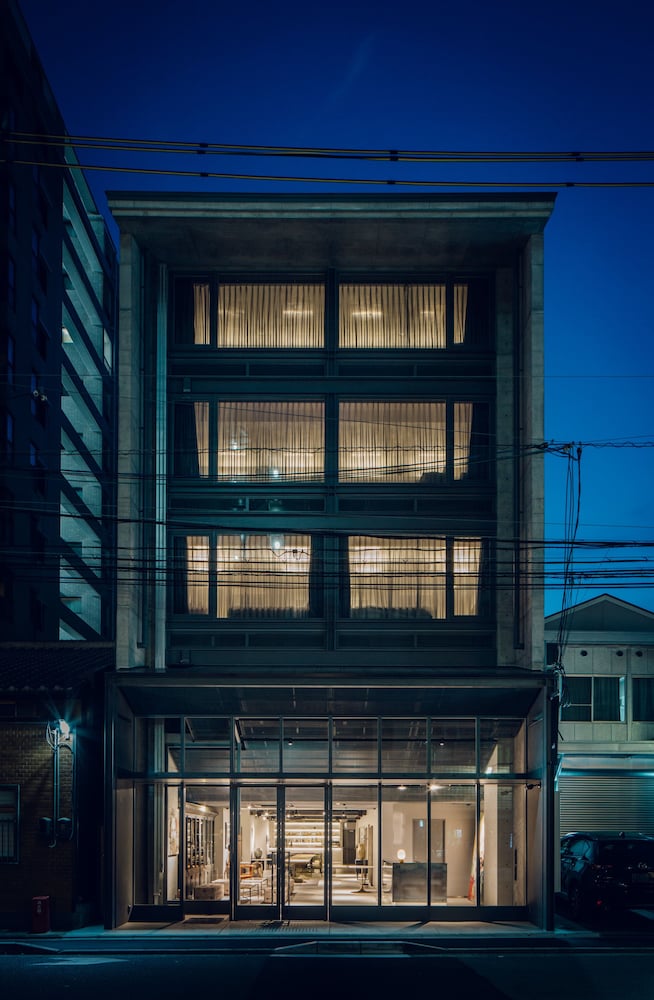 Node Hotel 1/50