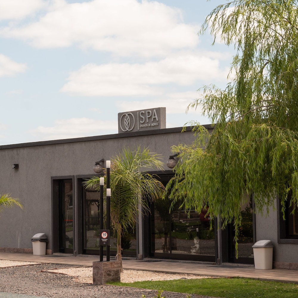 Olivos de Monte Resort & Spa 2/50