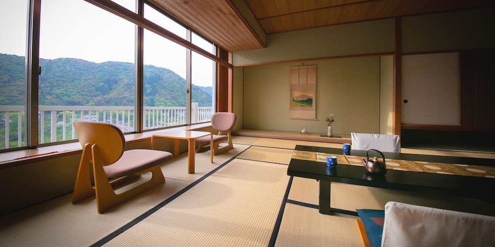 Iwakuni Kokusai Kanko Hotel 40/73