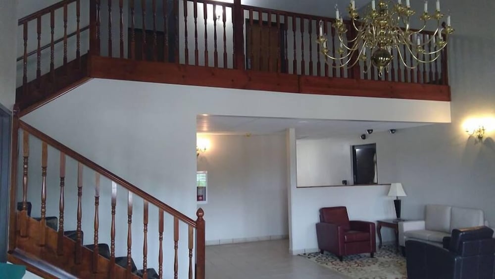 Rodeway Inn Red Oak IA 12/27