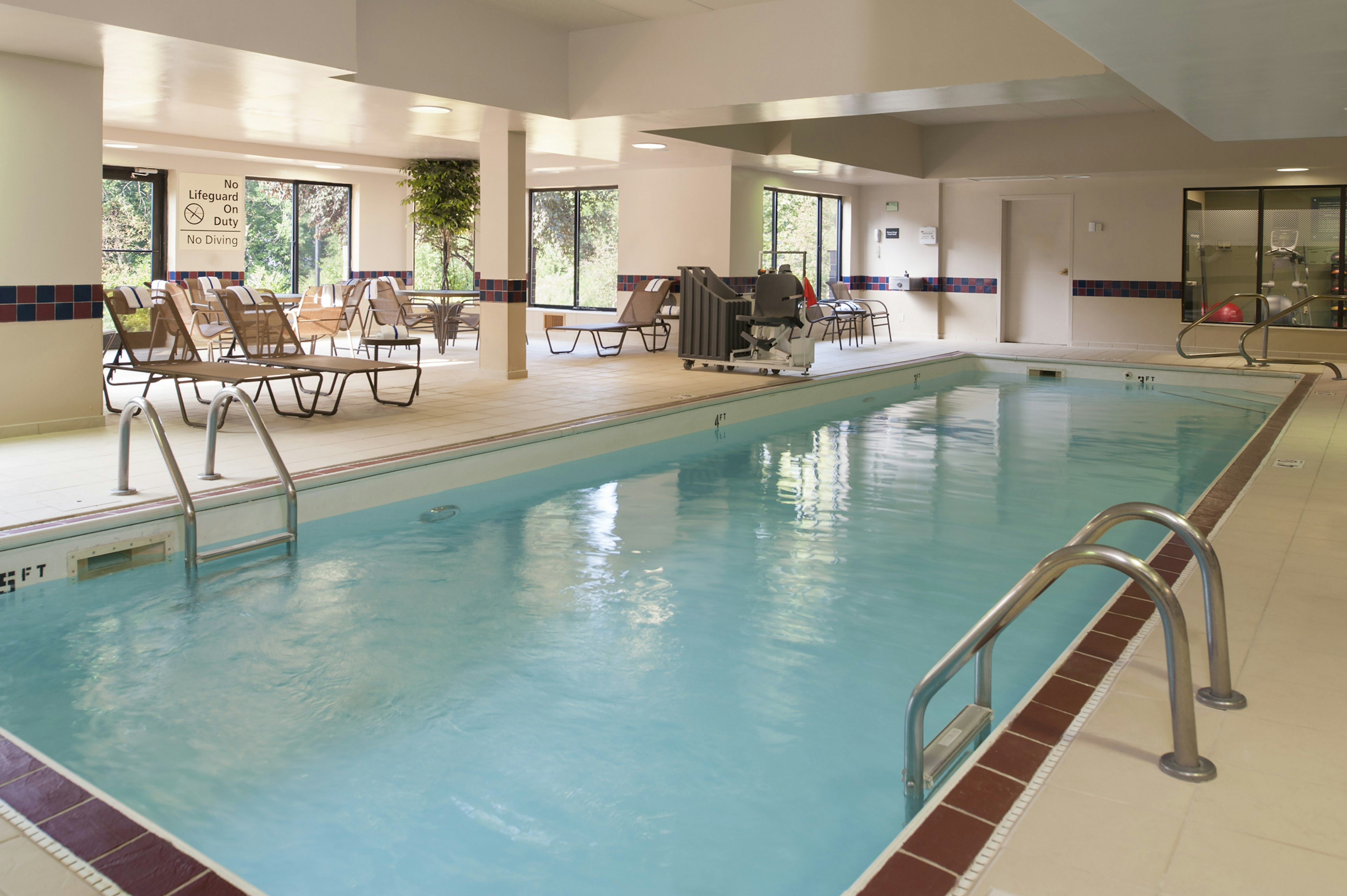 Hampton Inn & Suites Kokomo 21/39