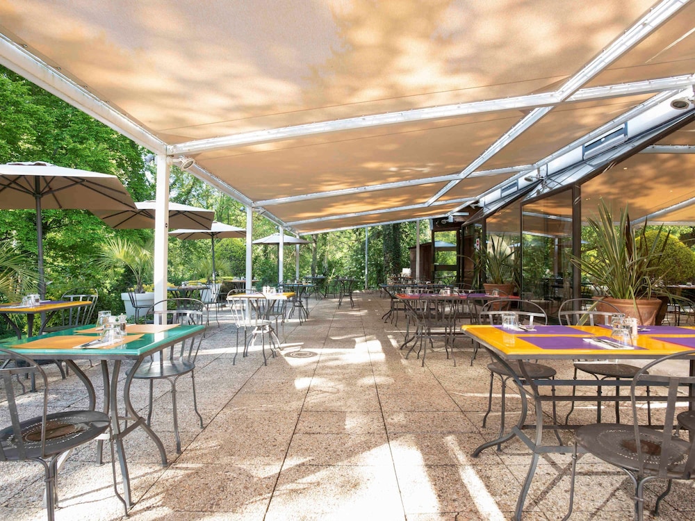 Hotel Novotel Aix En Provence Pont De L'arc Fenouilleres 65/76