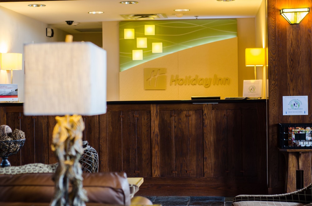 Holiday Inn Pewaukee-Milwaukee West 9/31