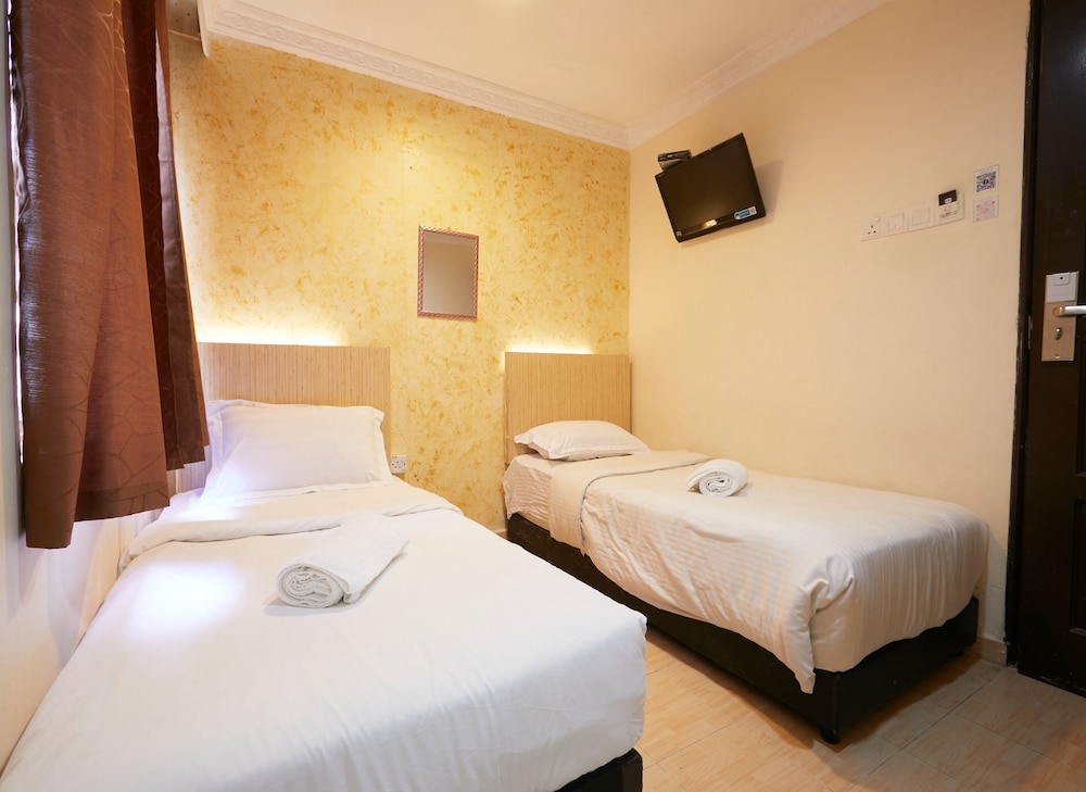 Fast Hotel Setapak Near Tunku Abdul Rahman UMT KL 18/41