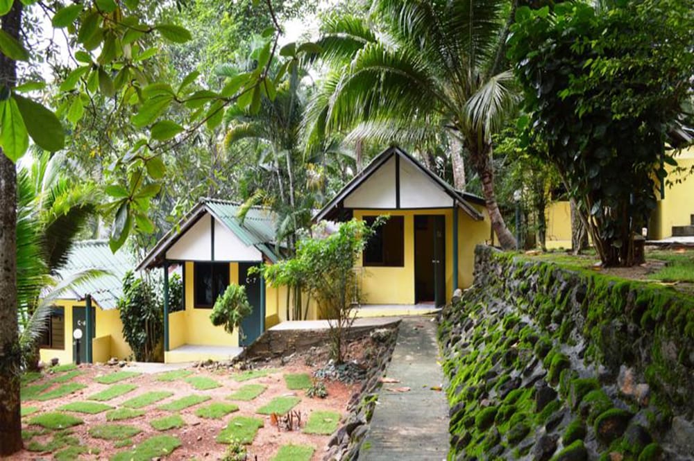 Island Lodge 60/64