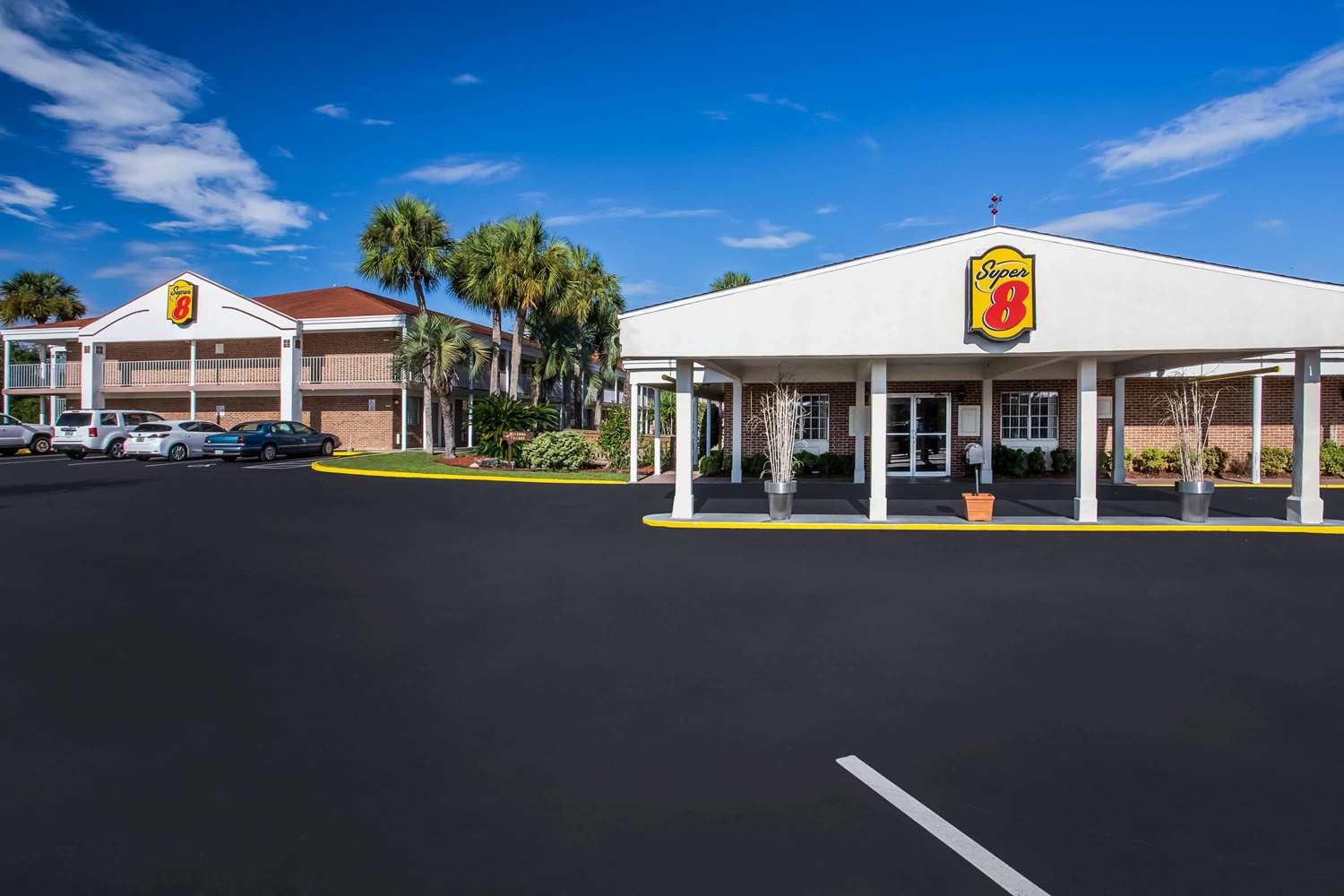 Super 8 by Wyndham Lake City 5/39