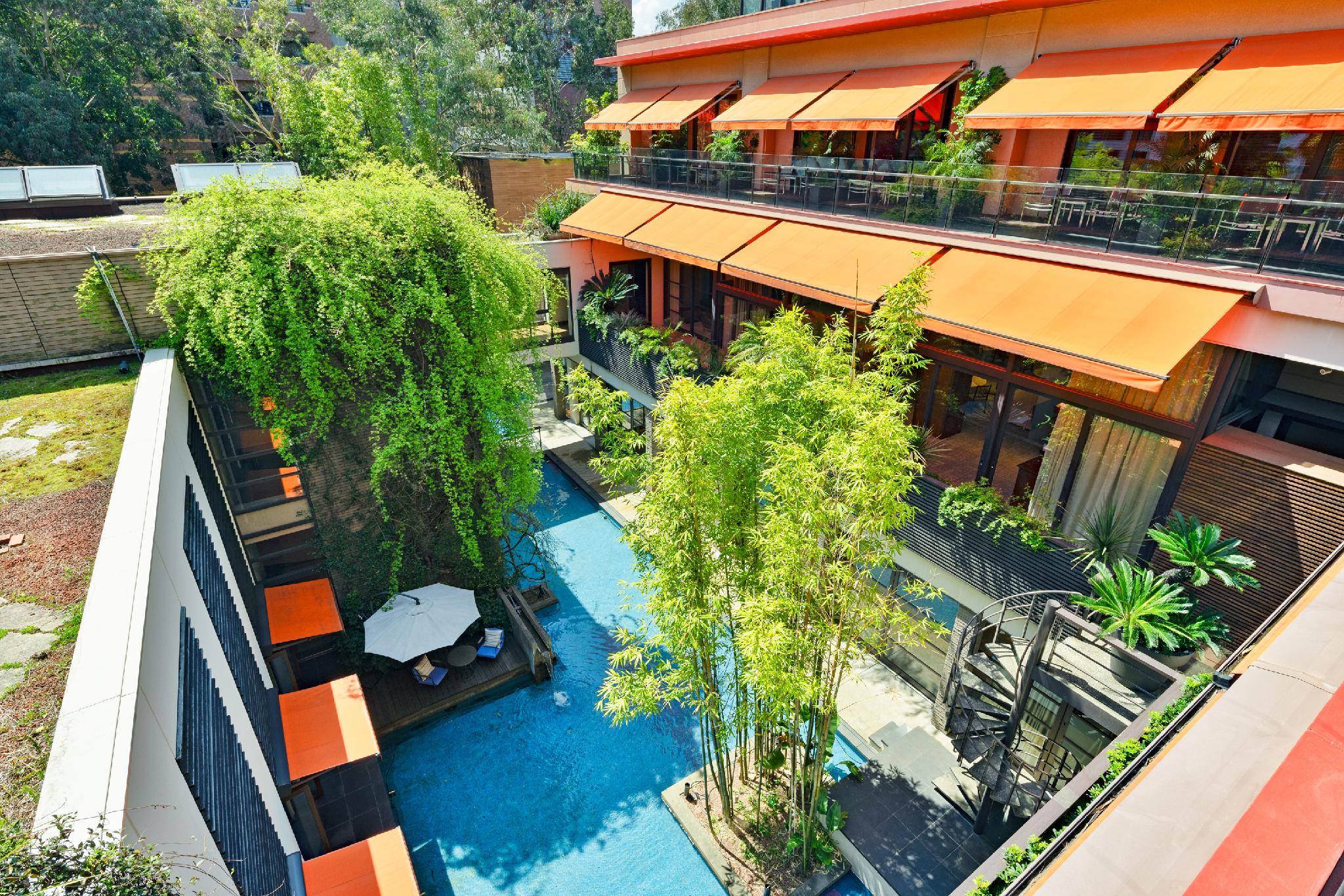 Hollywood, Standard, Double Bed, Main Building