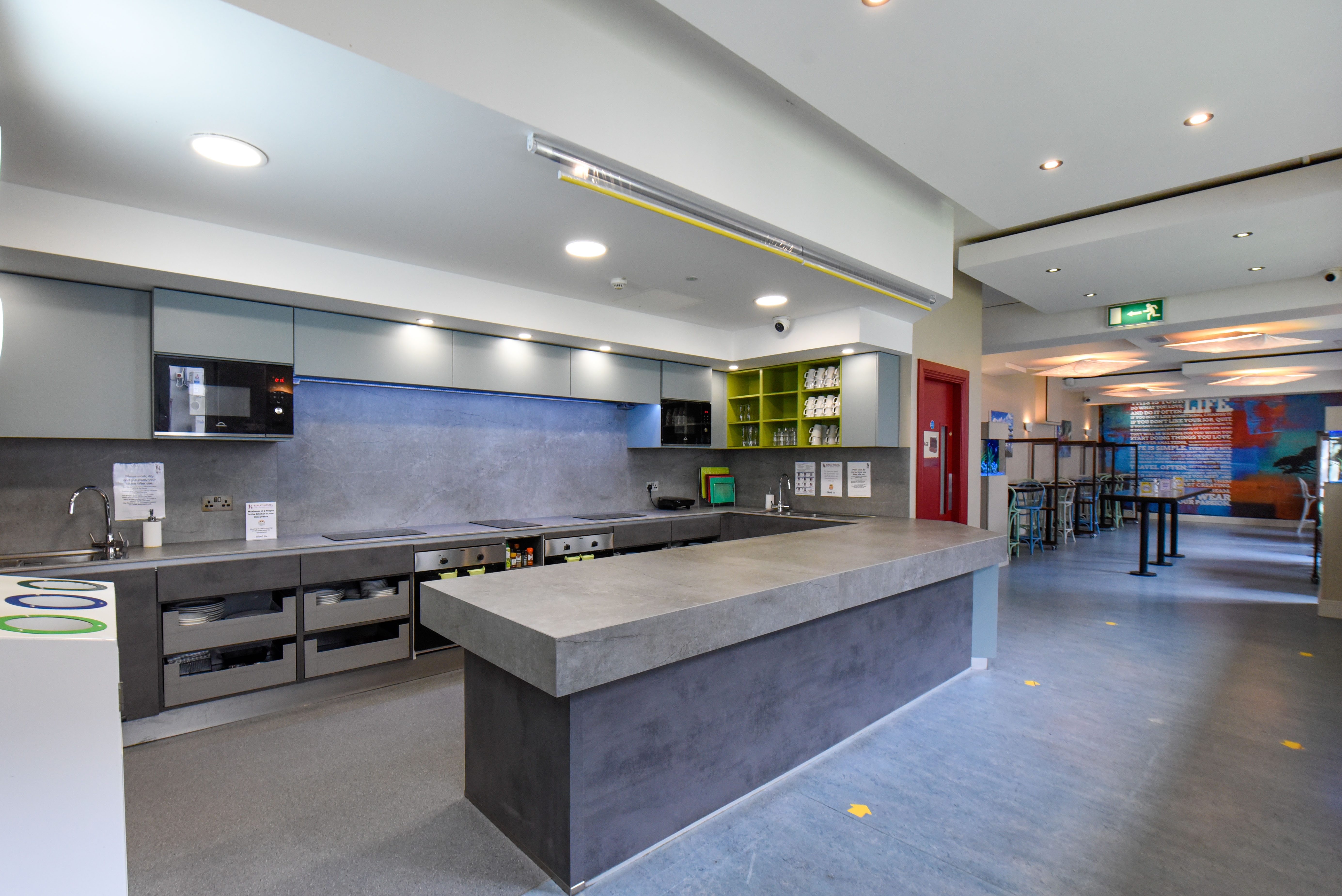 Kinlay Hostel Galway 6/50