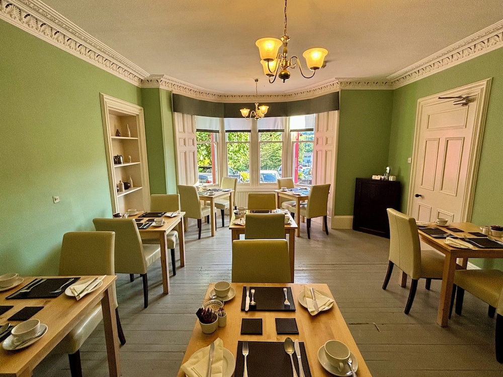 Carra Beag Guest House 38/50