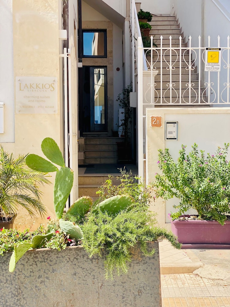 Lakkios Residence B B 2/73