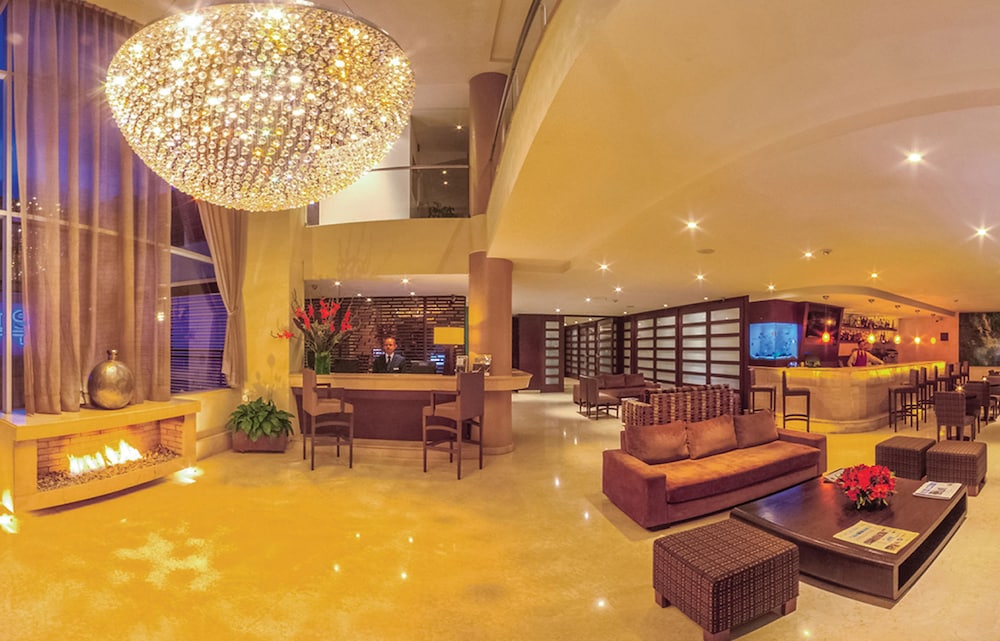 Blue Suites Hotel 3/47