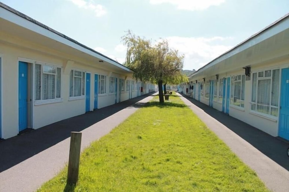Sand Bay Holiday Village - Adults Only 60/67