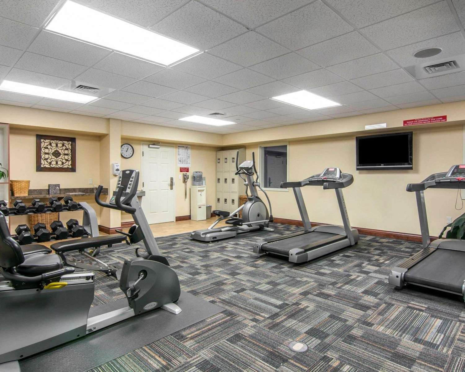 Bluegreen Vacations Patrick Henry Square, an Ascend Collection Resort 16/25