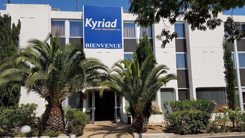 Kyriad Martigues Sud 3/58