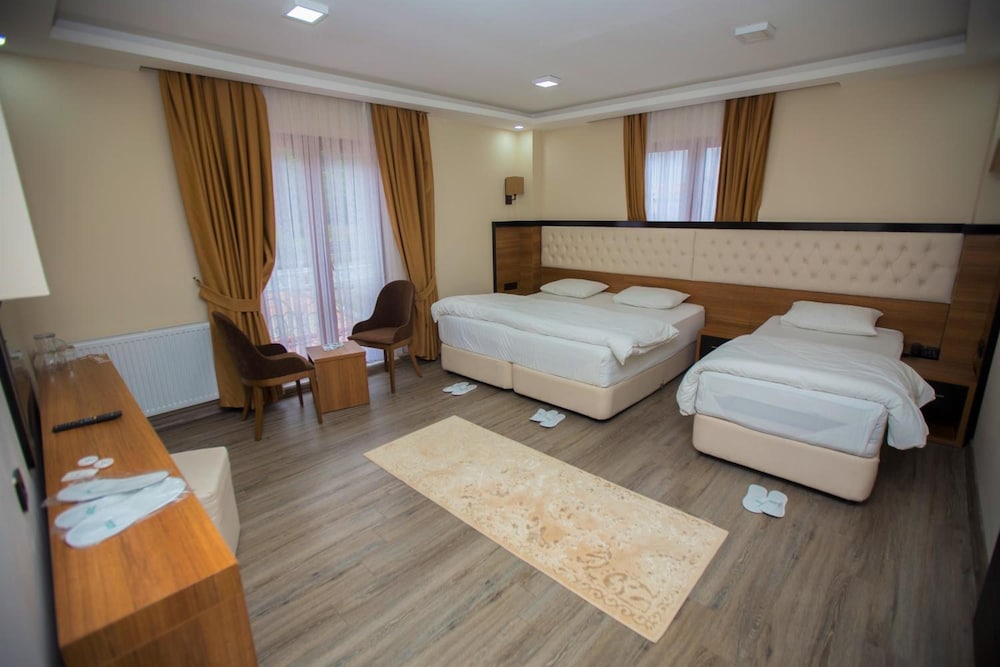 Yayla Hotel 16/49