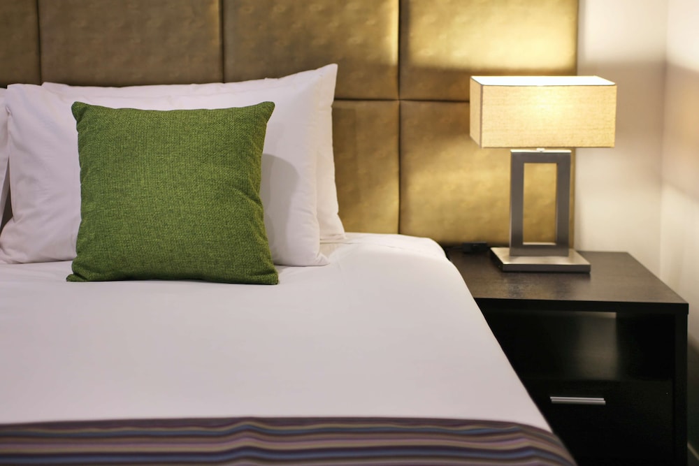 Best Western Plus Bolton on the Park 20/46