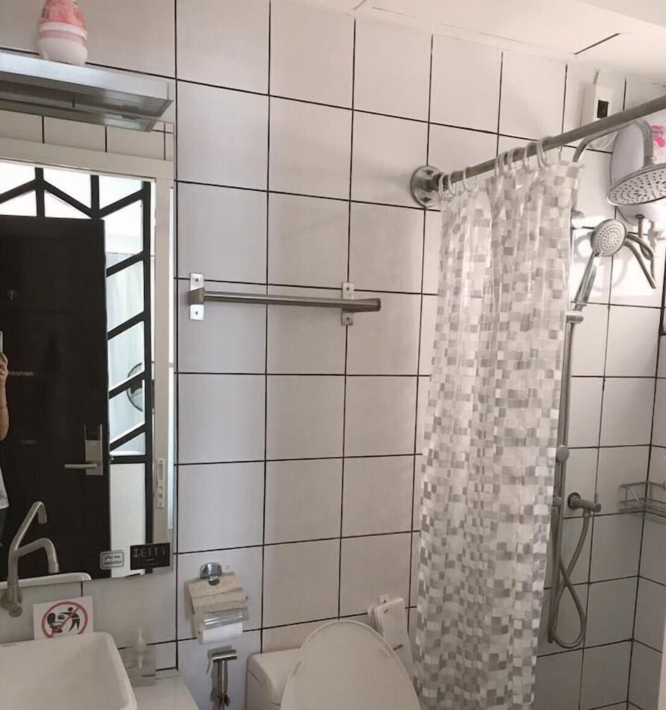 Jetty Huahin Hostel 74/77