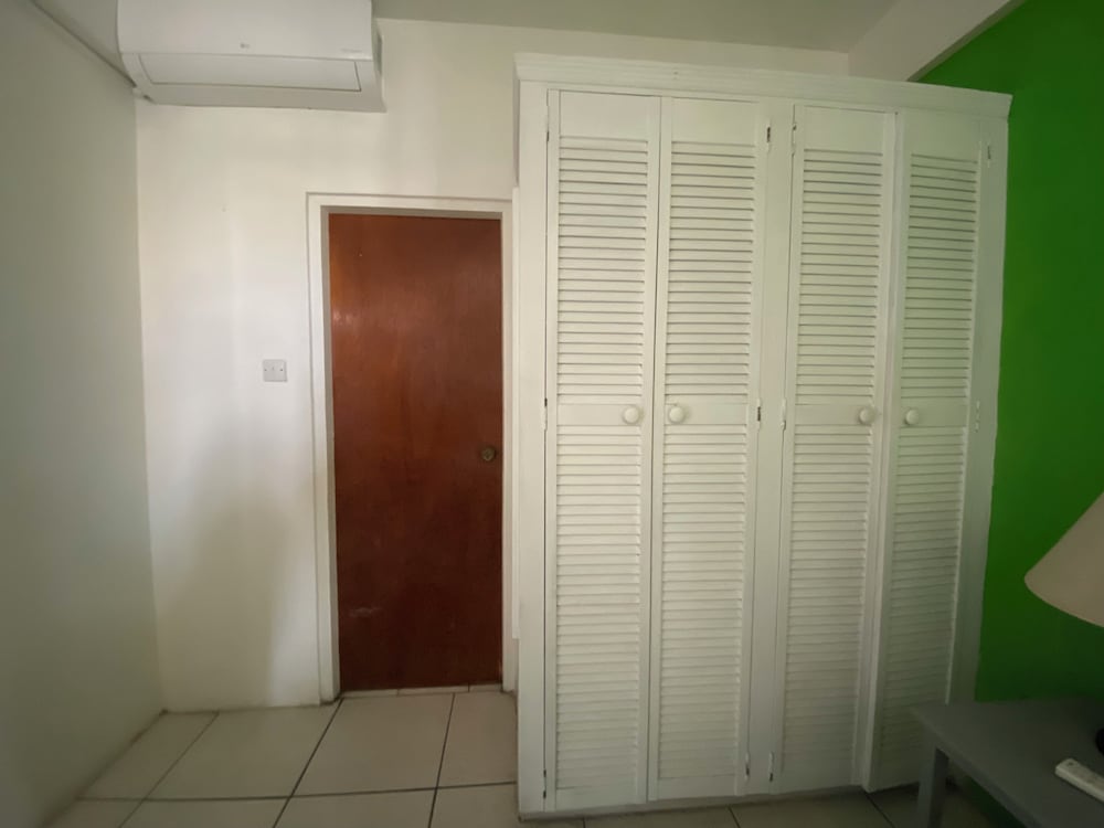 MELROSE BEACH APARTMENT 25/50