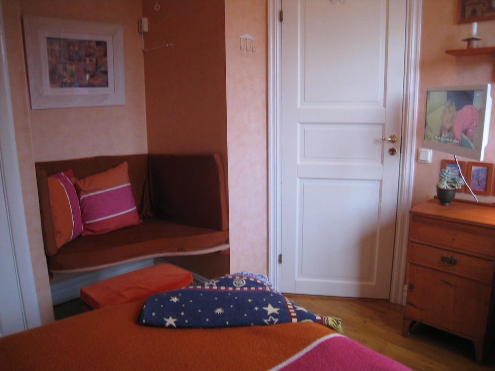 Annes Hus 24/50