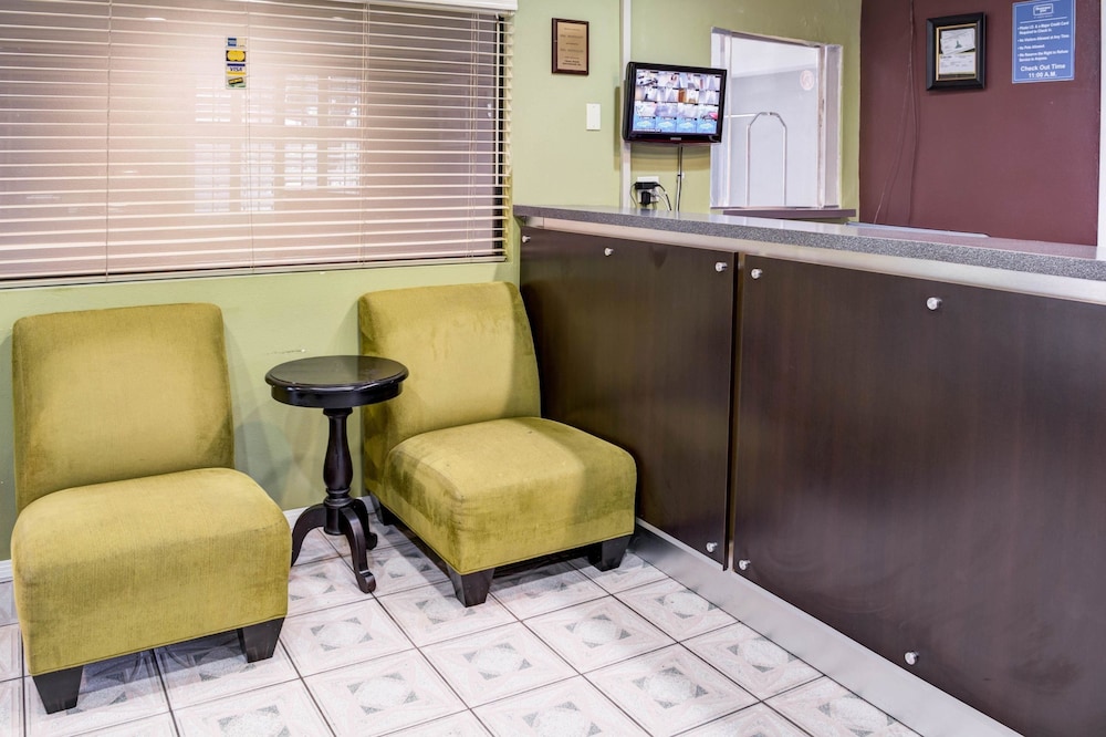 Surestay Hotel By Best Western Beverly Hills West 8/25