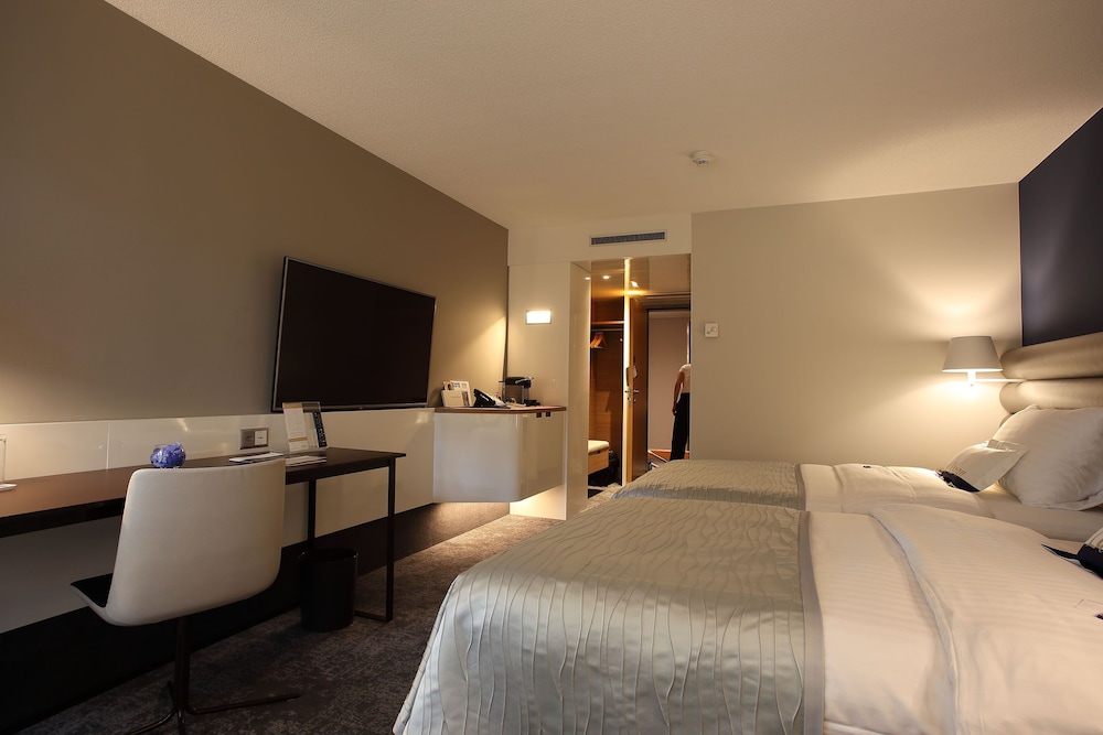 MOVENPICK HOTEL LAUSANNE 15/79