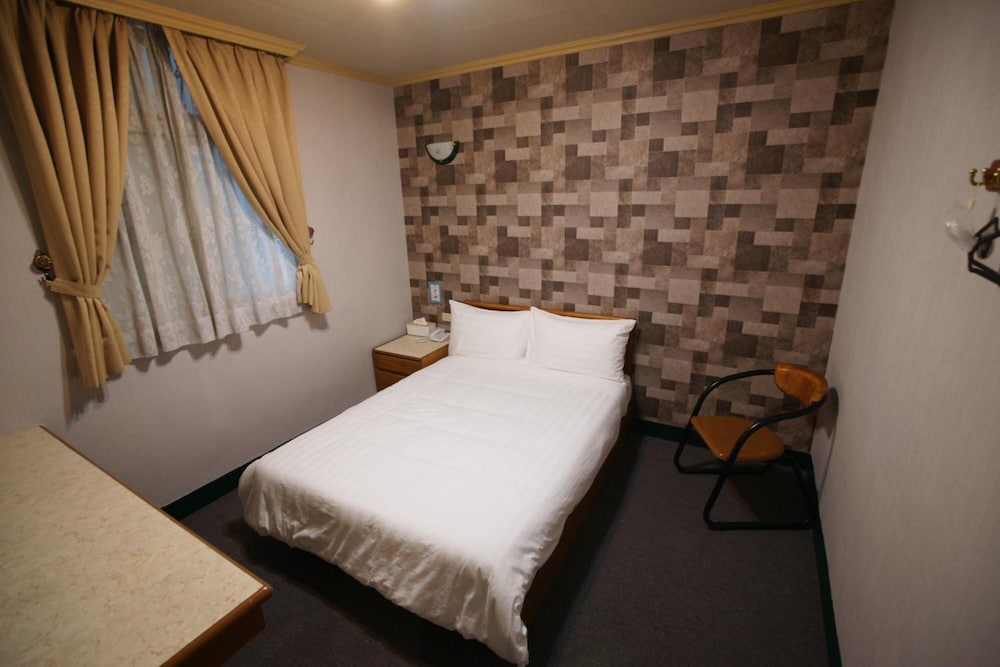 Rich Zone Hotel 16/30