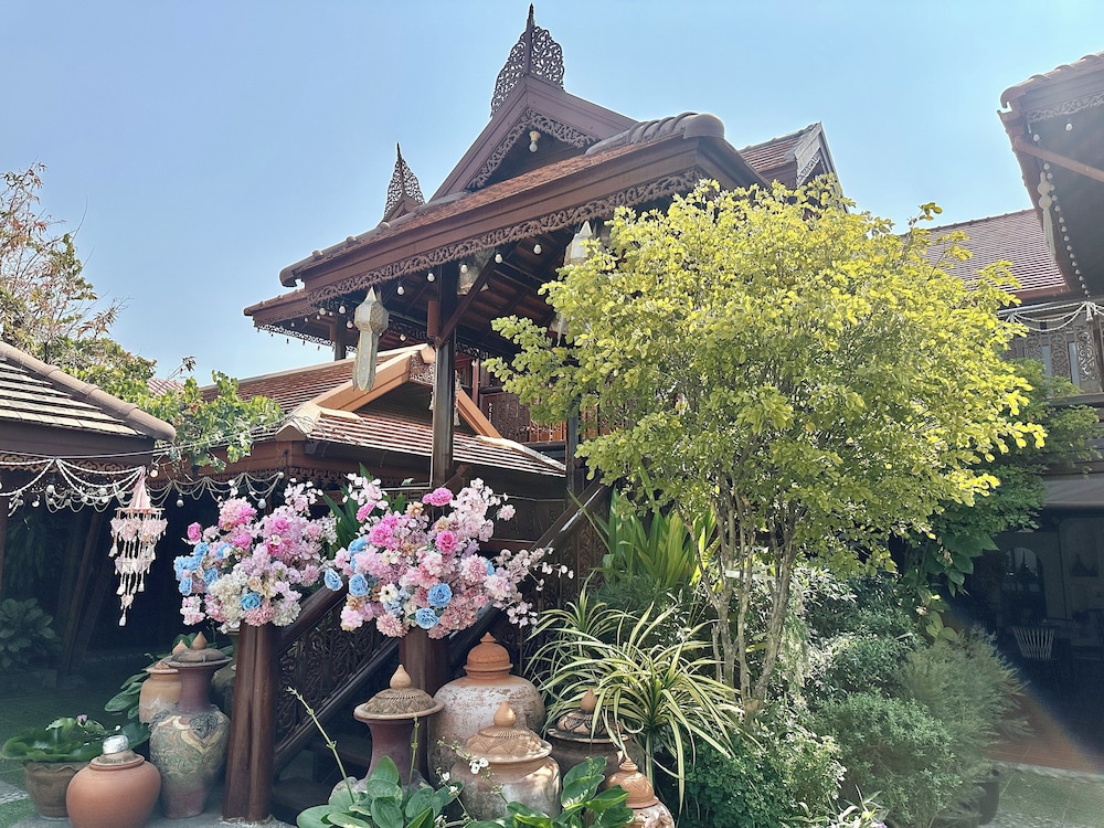 MONTRI RESORT DONMUANG BANGKOK 52/60