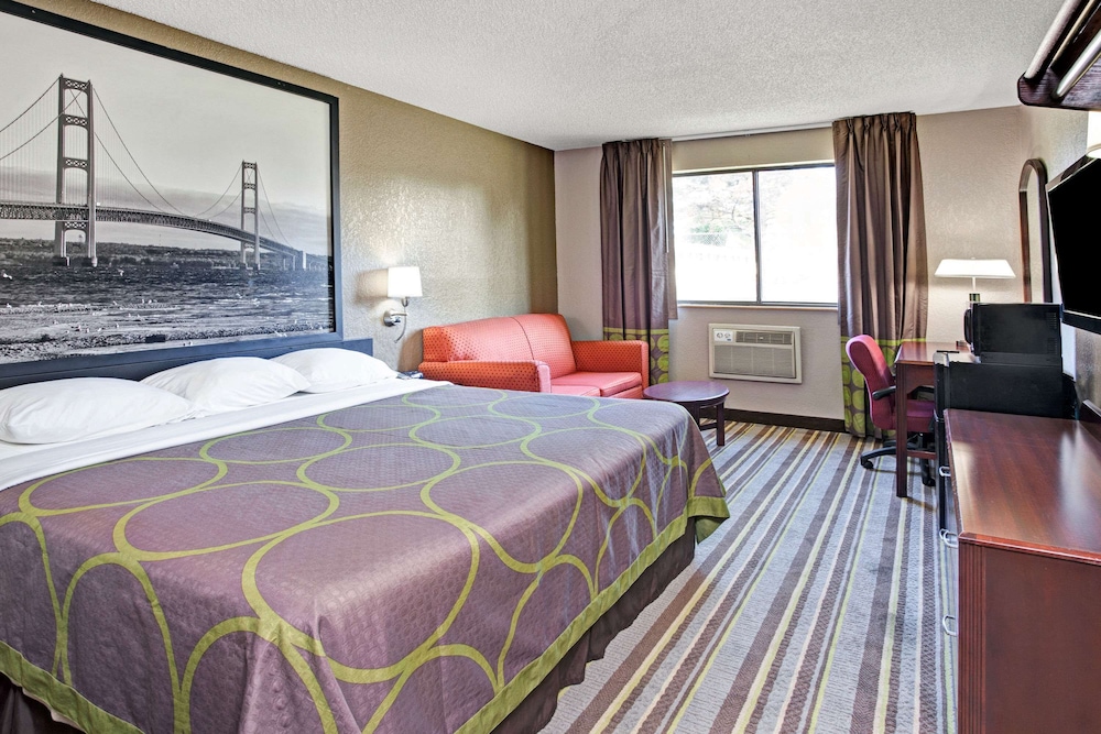 Super 8 By Wyndham Roseville/Detroit Area 13/44