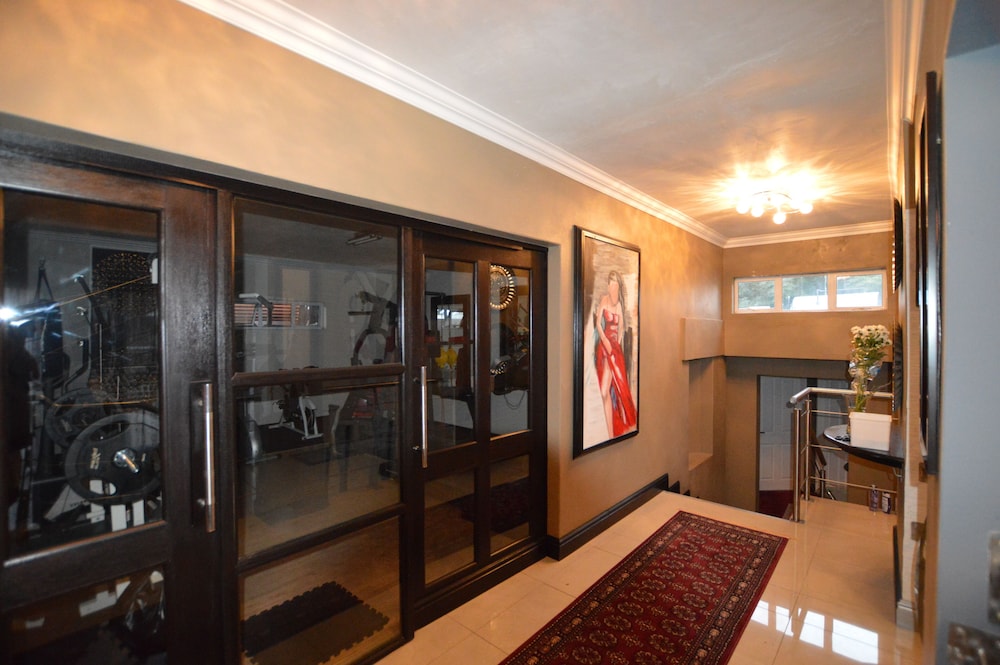 Kiwara Guesthouse 6/50