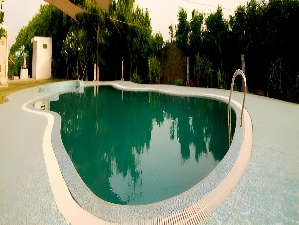 PARADIZZO RESORT 19/21