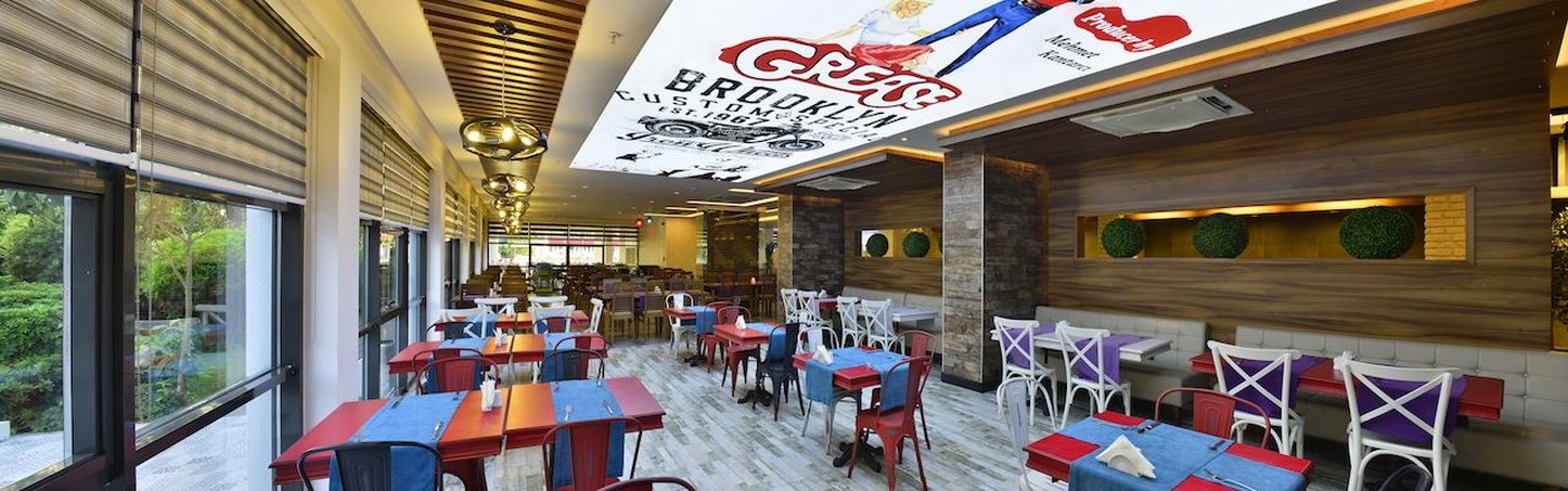 White City Beach - Adults Only +16 35/45