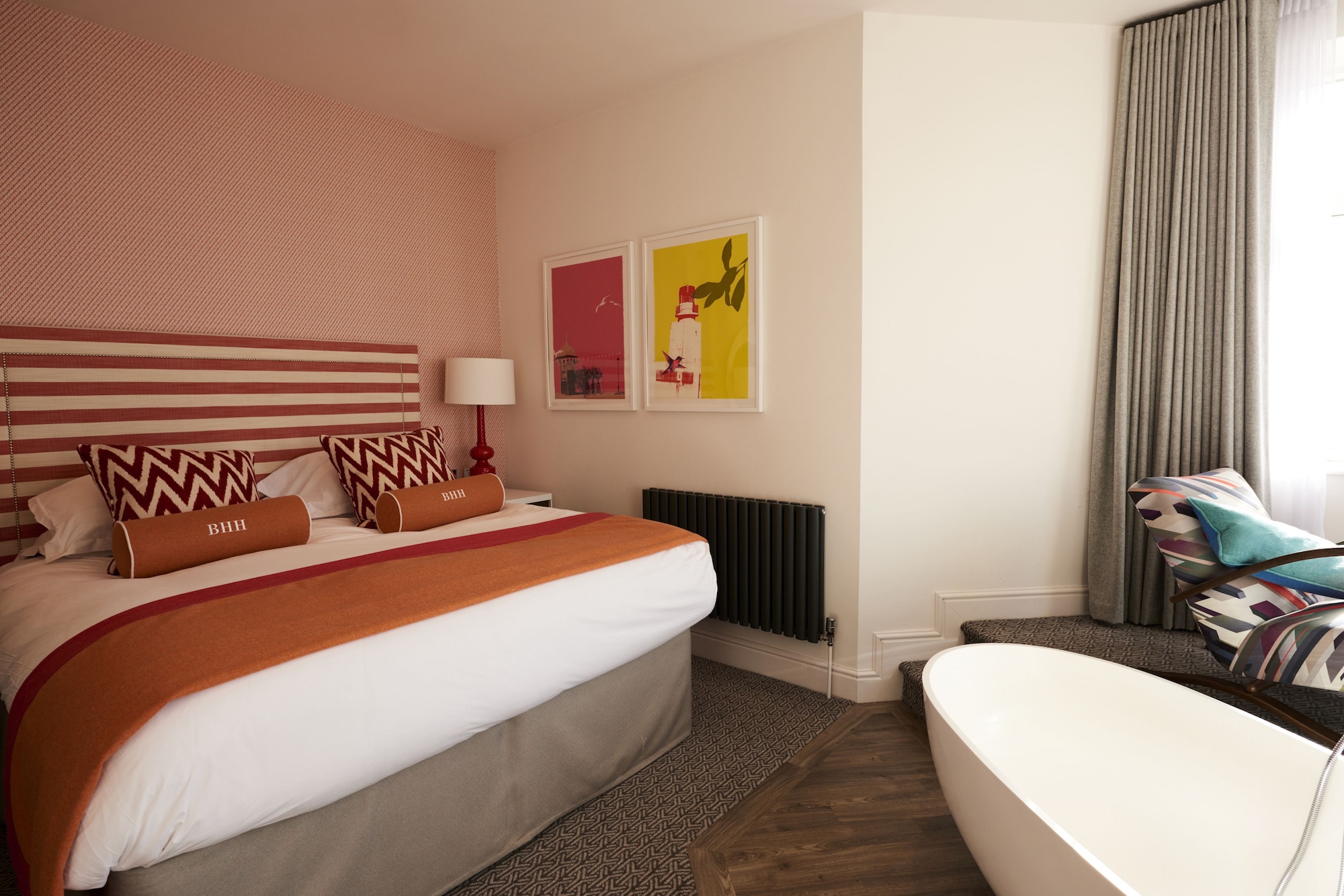 SUITE, KING BED, SEA VIEW, CORNER