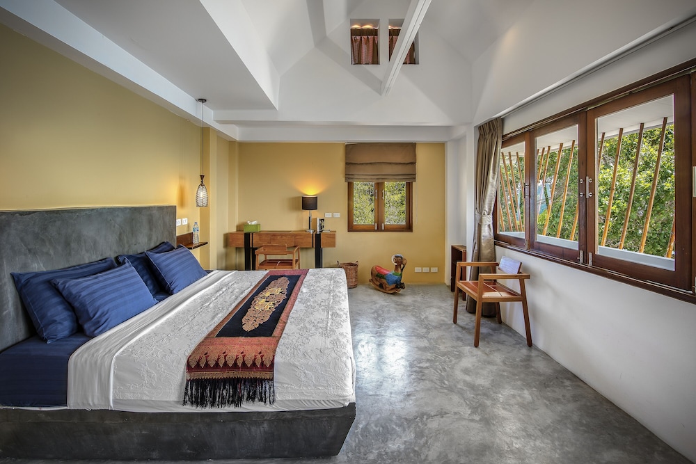 Philip's Villa 9/39