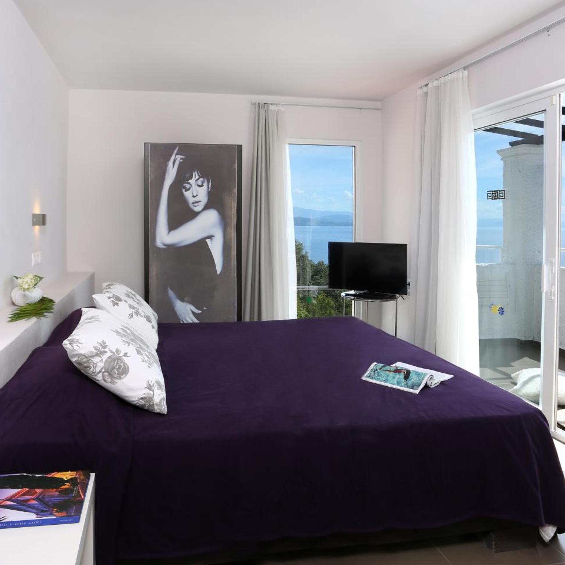 جناح بغرفتي نوم، Pantokrator Hotel 5/10