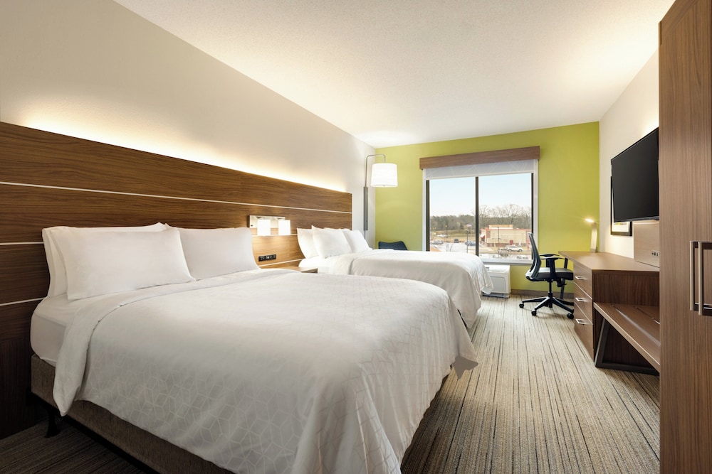 Holiday Inn Express Hotel Suites Opelika Auburn 17/71