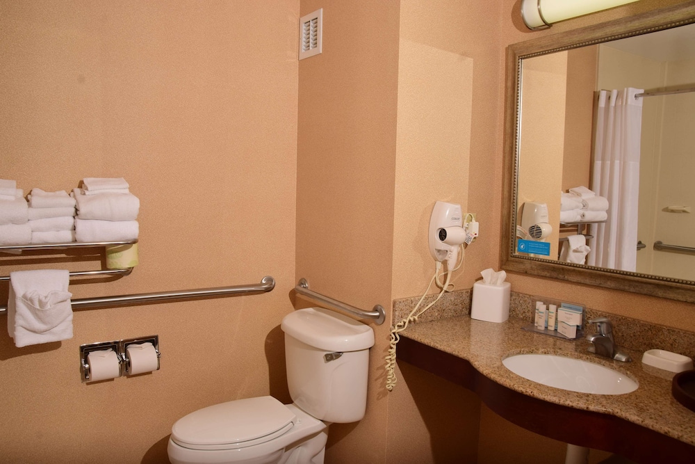 Hampton Inn Indiana 19/50