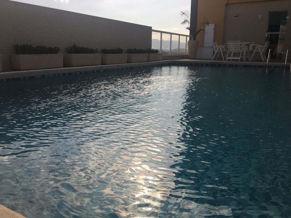MONT BLANC SUITES DUQUE DE CAXIAS 38/41