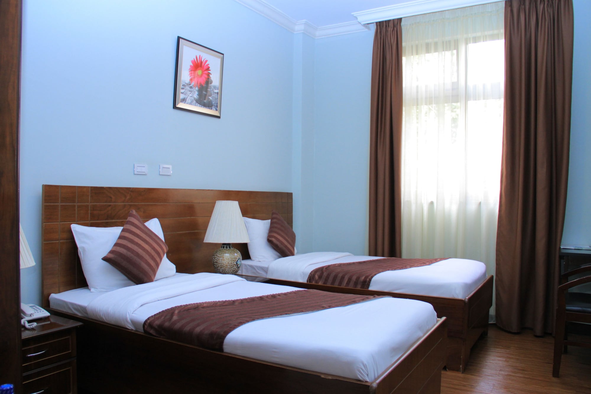 STANDARD, TWIN BEDS