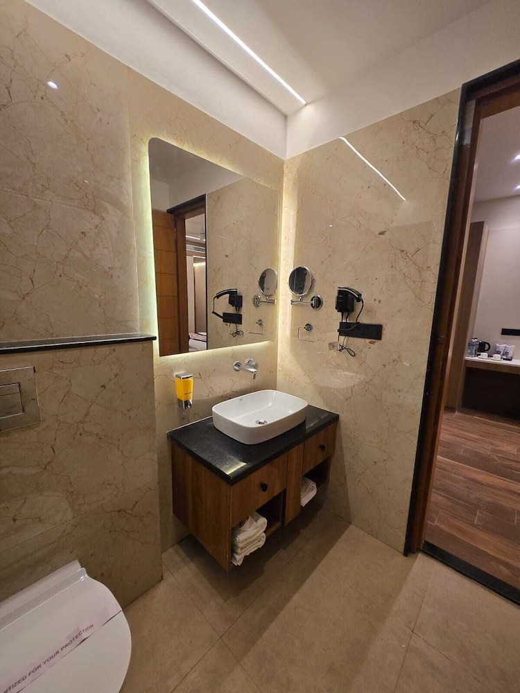 Hotel Rivera Palace 50/50